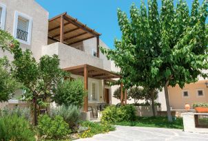 07-apartments-garden-grand-leoniki-residene-crete