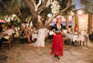 17-traditional-dances-celebrations-grecotel-agreco-farm-rethymno